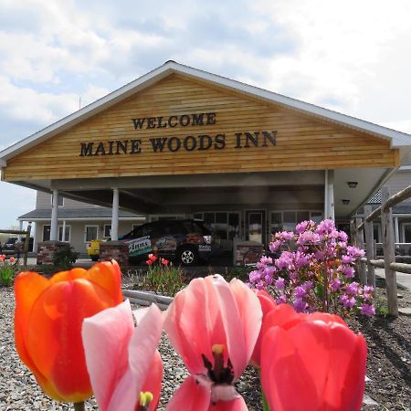 Maine Woods Inn Brewer Exterior photo