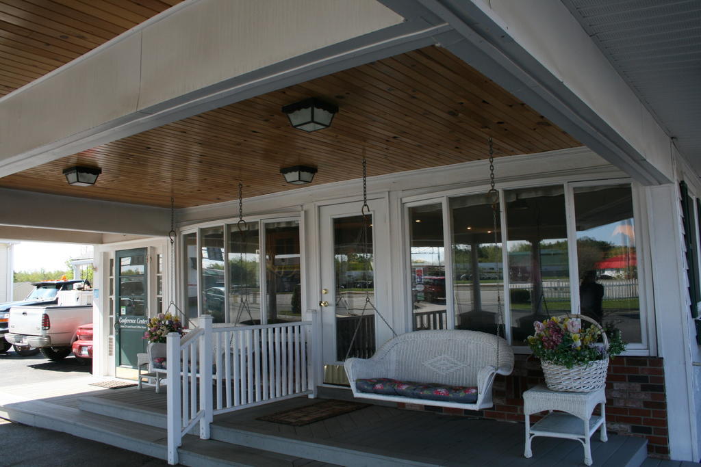 Maine Woods Inn Brewer Exterior photo