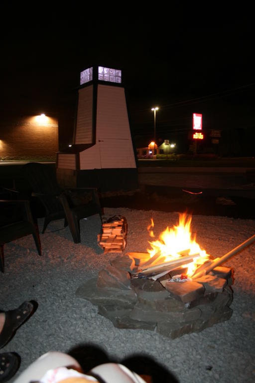 Maine Woods Inn Brewer Exterior photo